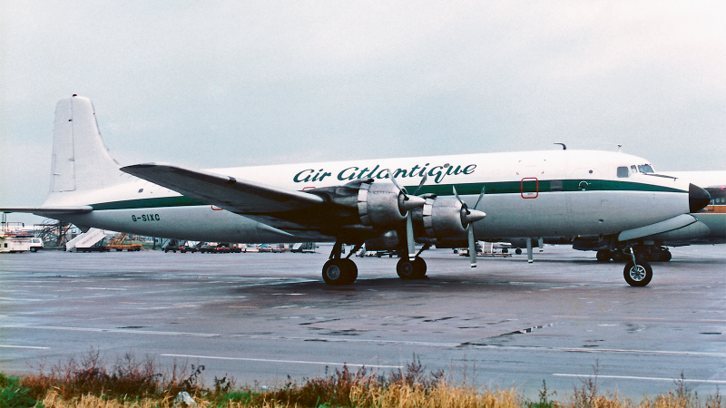 Illustration for article titled 27 Stylish Airliner Liveries From The Past
